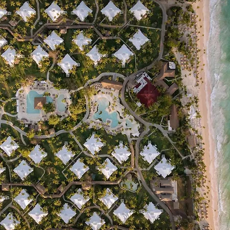 Grand Palladium Select Bávaro - All Inclusive-3